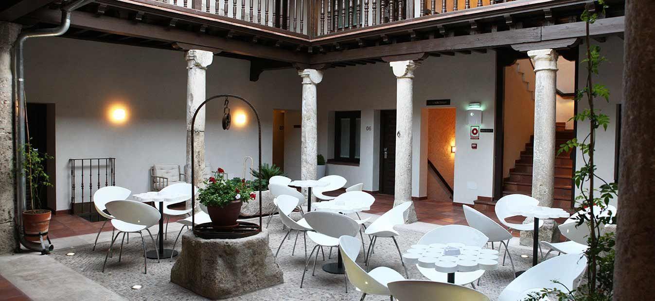 Evenia Alcala Boutique Hotel Алькала-де-Энарес Экстерьер фото